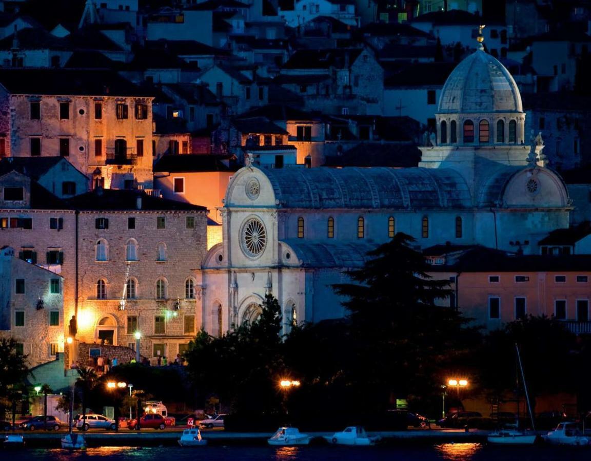 Studio Apartman Providence Šibenik Екстериор снимка
